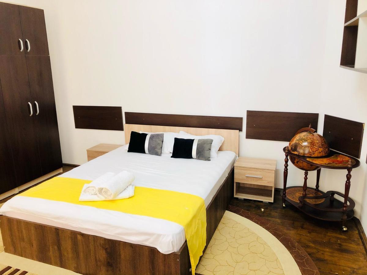 Ultra-Central Apartment Just In Union Squere Тимишоара Екстериор снимка