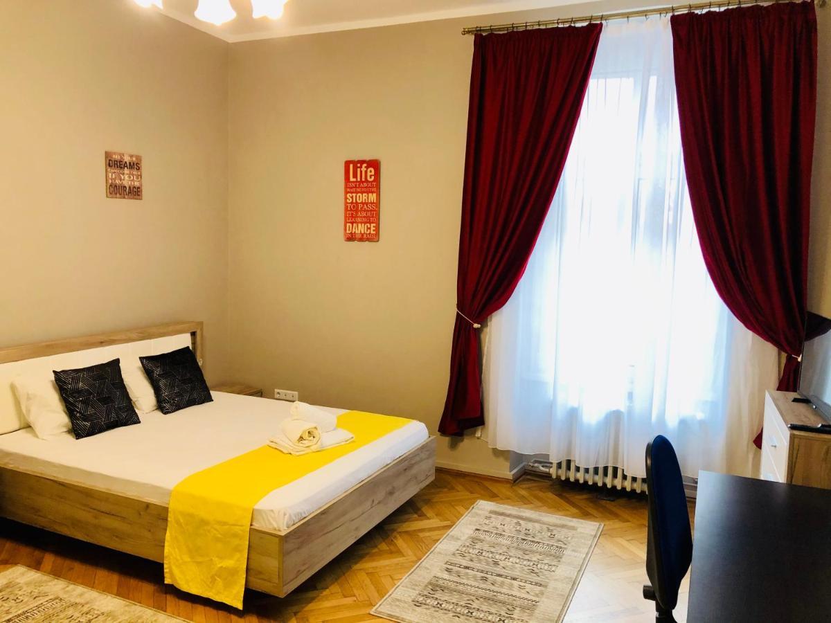 Ultra-Central Apartment Just In Union Squere Тимишоара Екстериор снимка