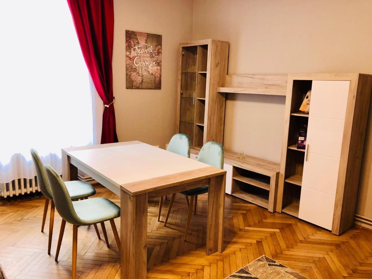Ultra-Central Apartment Just In Union Squere Тимишоара Екстериор снимка